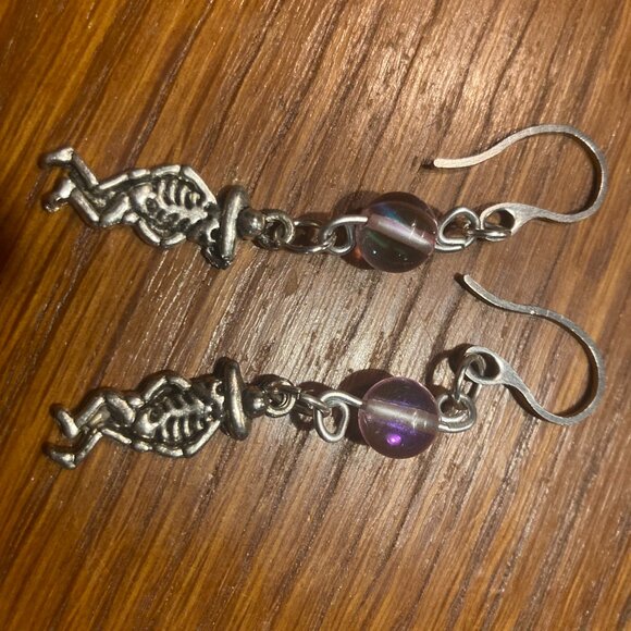 Dios De Los Muertos Dancing Skeleton and Pink Glass Earrings - Picture 2 of 2